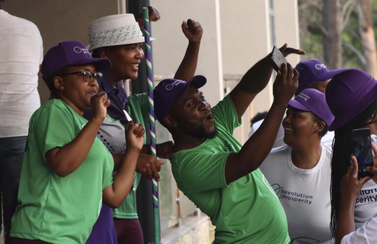 “Fire Your Corrupt Ministers or We Sink You” RFP MPs