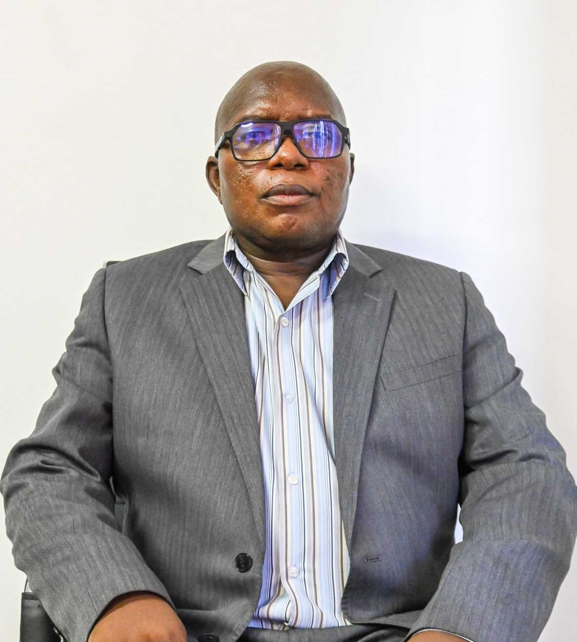 LEC can’t pay Eskom. Its acting MD has a security convoy.